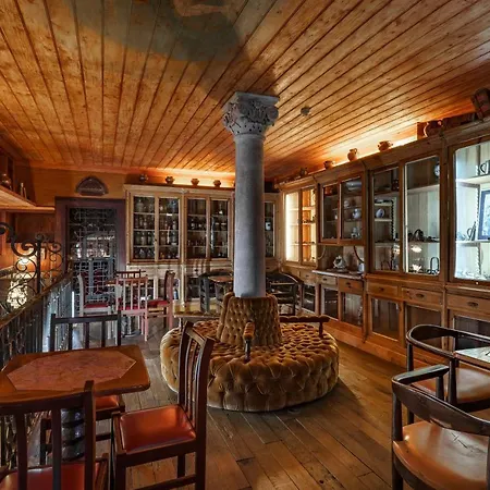 Guest house Quinta De Santa Barbara 4*